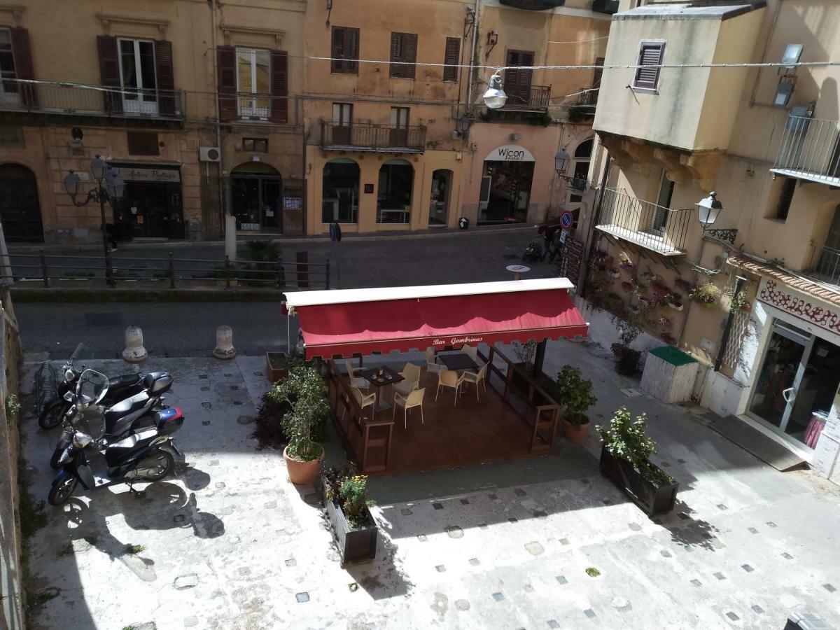 Una Scala Dal Centro Agrigento Exterior photo